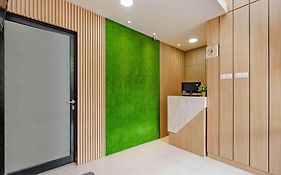 RedDoorz @ Mangga Besar 2